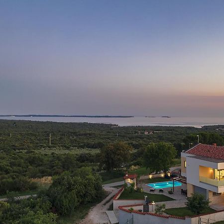 Villa White Barbariga Luaran gambar