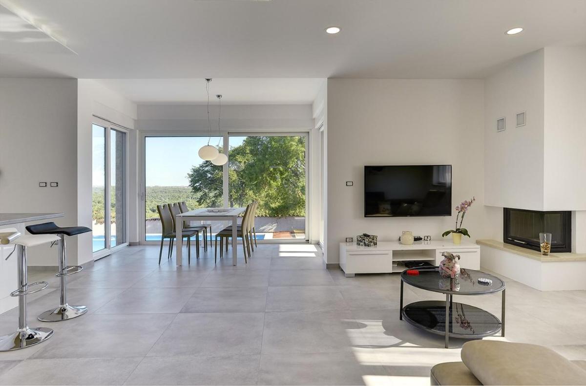 Villa White Barbariga Luaran gambar